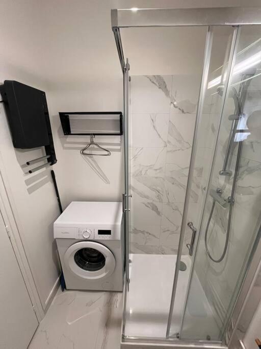 Studio Duplex Hypercentre Au Calme Avec Parking Fontainebleau Exterior foto